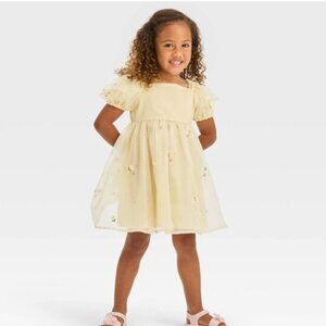 Audrey Camille Yellow Embroidered Puff sleeve formal dress size NWT 5T